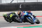 MotoGP, Carlo Pernat : « Rossi s’est révélé être une fois encore une bête de course, mais Álex Rins aussi »