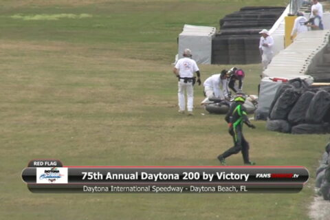 Énorme déception à Daytona; Cédric Tangre chute dans le second tour sur de l’huile.