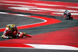 Catalogne, MotoGP, Course : Lorenzo furieux contre Iannone