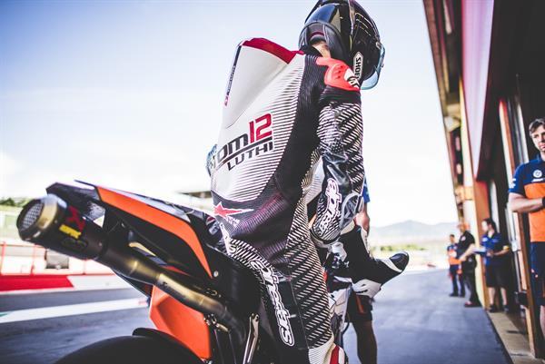 KTM tests at Mugello: Lüthi in the saddle