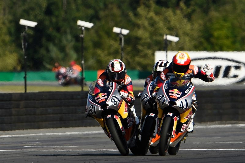 [Red Bull Rookies Cup] Marc Garcia faz o Grand Slam em Brno!