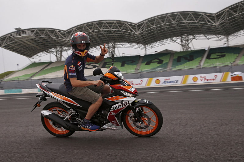 Sepang MotoGP FP1 : Marquez imprime le rythme