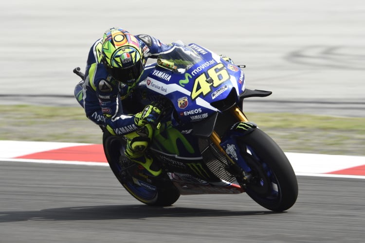 Sepang MotoGP J.1 : Rossi prudent et inquiet