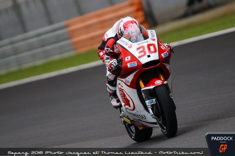 Sepang Moto2 FP3: Nakagami between the drops