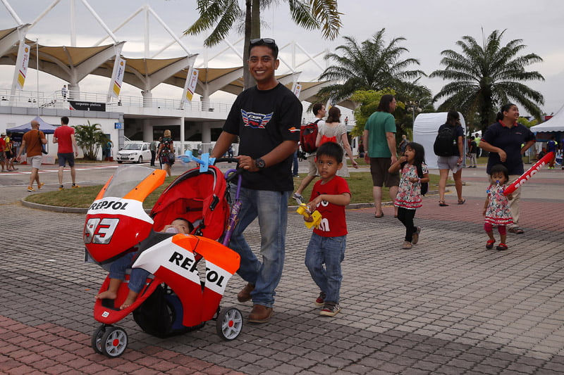 [Photo] A Sepang, les fans ne font pas les choses à moitié…