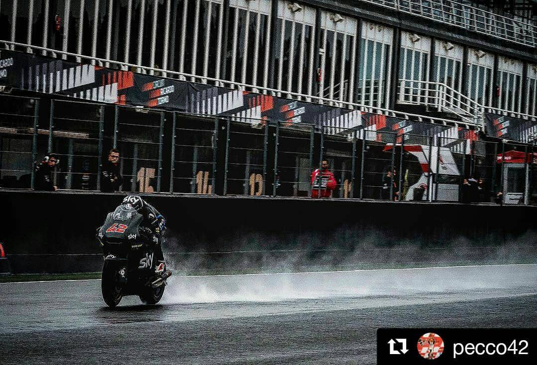 Testes de Moto2 e Moto3 em Valência J2: Chuva e clavícula para Bezzecchi