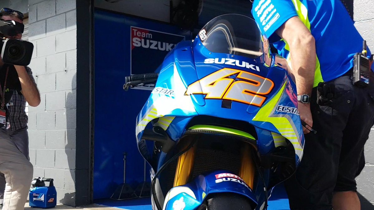 [Technical] Suzuki and Aprilia fairings