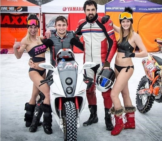 MotoGP and ice: Karel Abraham as the highlight of the show