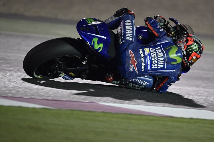 MotoGP Tests Qatar J2 mid session: Vinales takes the lead Rossi and Lorenzo fall
