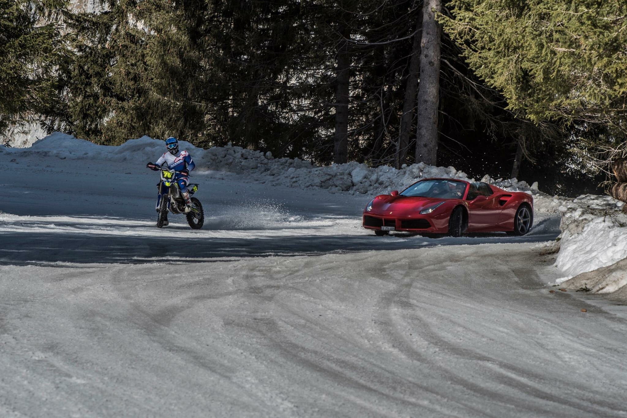 Vídeo: Loris Baz em modo de ataque no gelo