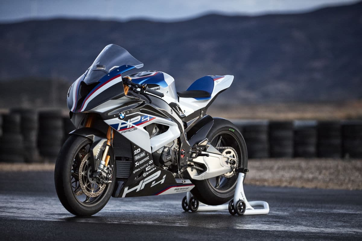 New BMW HP4 Race with carbon frame, lighter than WSBK