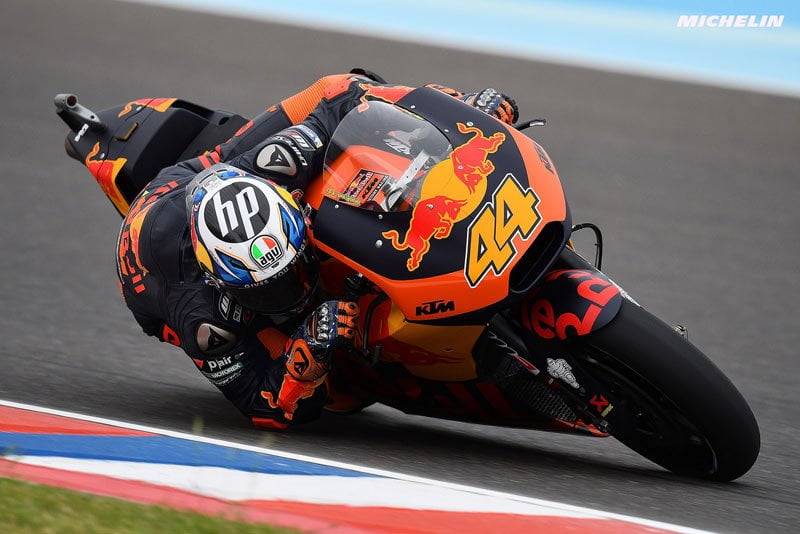 MotoGP: KTM avalia motor Big-Bang. Na pista de Le Mans?