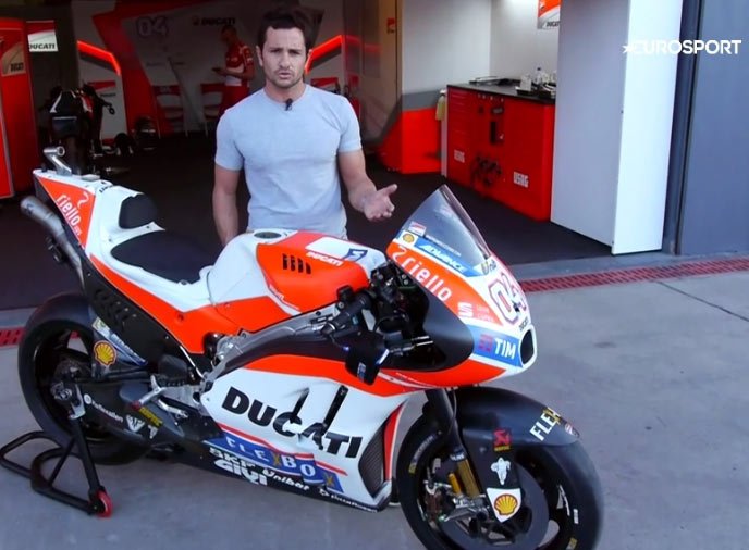 [Video] Randy de Puniet presents the Ducati GP17