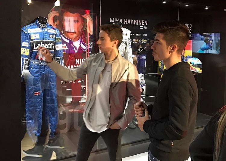 MotoGP : Maverick Vinales visite le musée Lorenzo mais pas que…