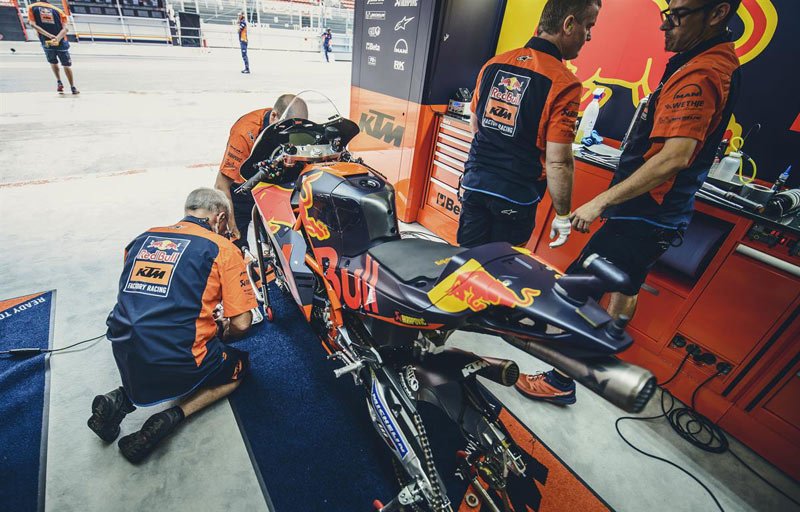 #CatalanTest: O red bull da KTM não parou de avançar por 3 dias...