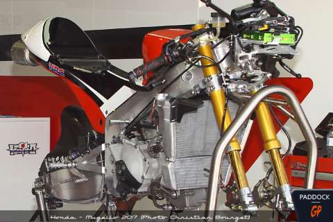 [Brève] Moto3 : Le HRC peut changer les soupapes de ses moteurs