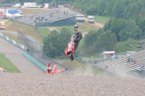 MotoGP Allemagne Parade LIVE : La charrette version germanique…