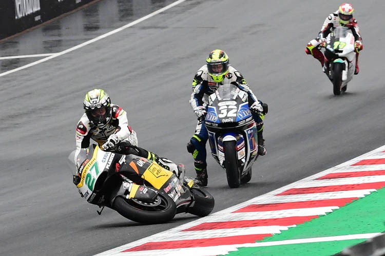#AustrianGP J.2: Crutchlow and Aleix Espargaro warn: in case of rain they will refuse to race