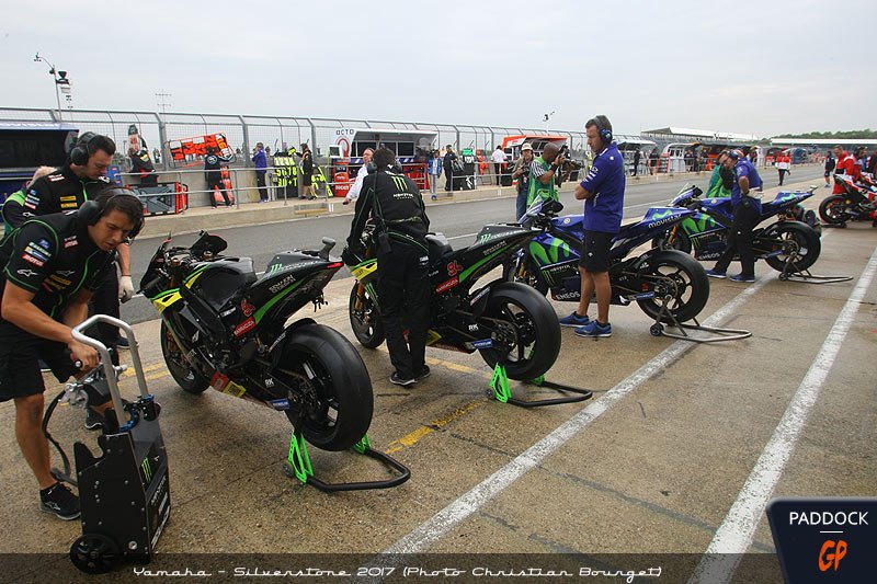 #BritishGP Débriefing exclusif Hervé Poncharal : la chute de Jonas, la course de Johann, les ailerons, etc.