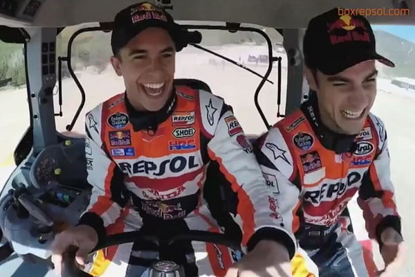 [Vídeo] Marc Márquez e Dani Pedrosa se divertem em um trator