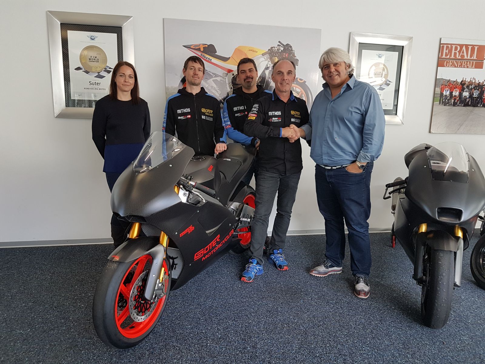 Moto2 2018 Official: Forward Racing retains Suter who had announced his departure!