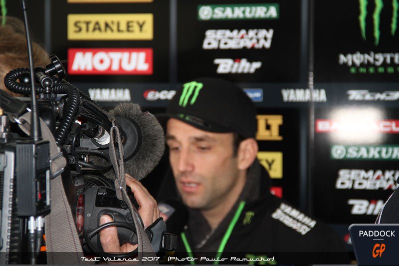 #ValenciaTest MotoGP J.2 Debriefing Johann Zarco: grip problem confirmed but still more possibilities with the 2017 (Full)