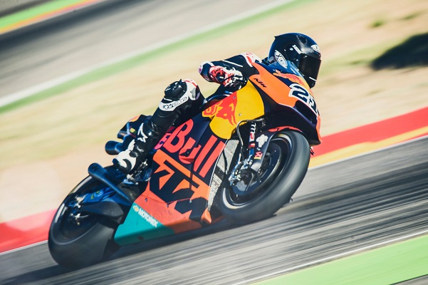 MotoGP Pit Beirer « Un pilote germanophone comme Bradl serait le bienvenu chez KTM »