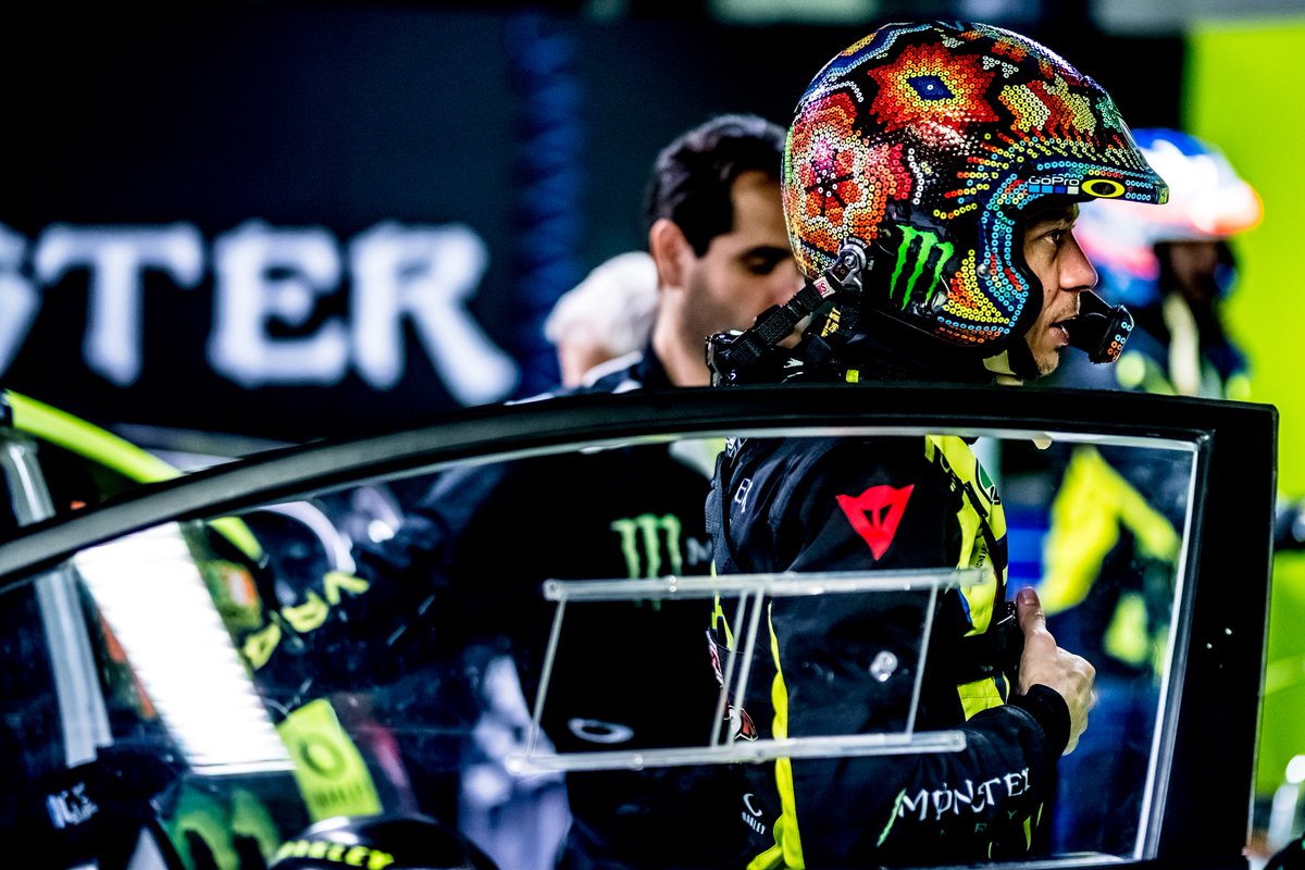 Coup de tonnerre à Monza : Valentino Rossi pénalisé pour voiture non conforme !