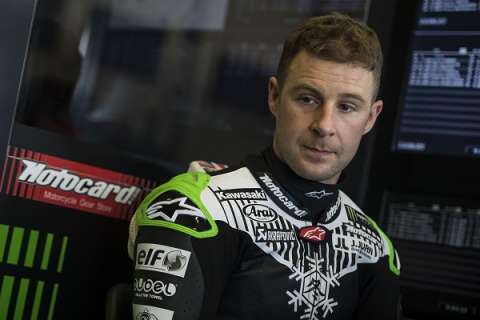 Jonathan Rea: “My femur was sticking out of my leather”
