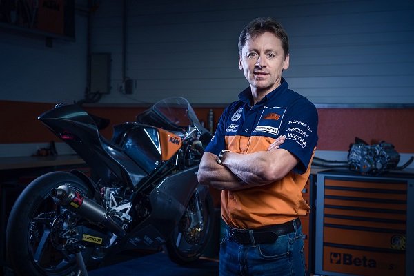 Mike Leitner (KTM MotoGP) « Nous voulons rouler vers la victoire, mais nous devons être réalistes »