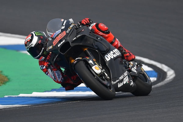 #ThaiTest MotoGP Buriram J.2 Jorge Lorenzo « Nous avons besoin de plus d'expérience avec la moto »