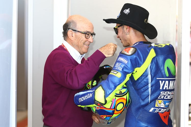 MotoGP : Pour Carmelo Ezpeleta, Valentino Rossi n’est pas encore mûr pour la moto électrique
