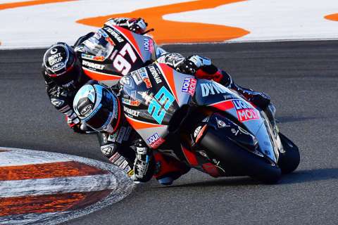Tests Moto2 à Valencia : Joli tir groupé de Schrötter et Vierge sur leurs nouvelles machines !