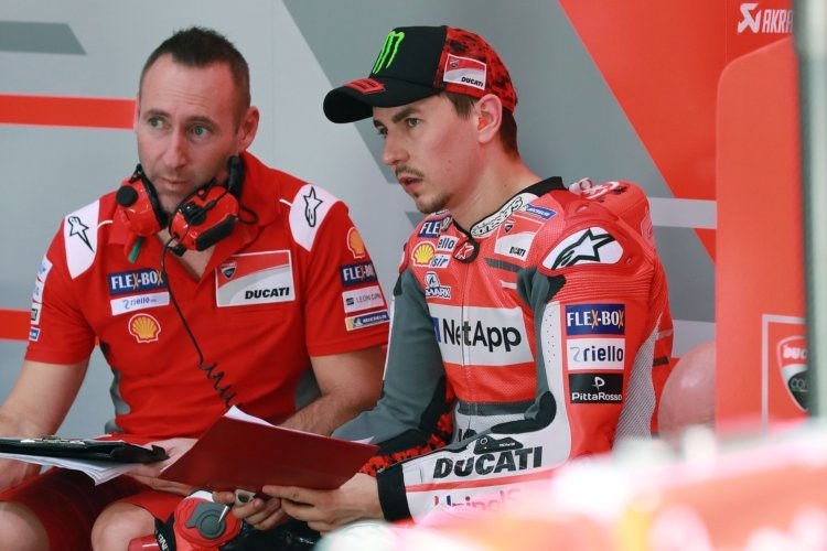 MotoGP Ciabatti Ducati : « Lorenzo manque de sérénité »