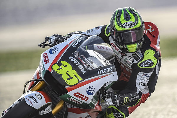 #QatarTest MotoGP Losail J.3 Crutchlow : « Les pneus avant ne me vont pas et une fois mouillée, la piste de Losail est très glissante »