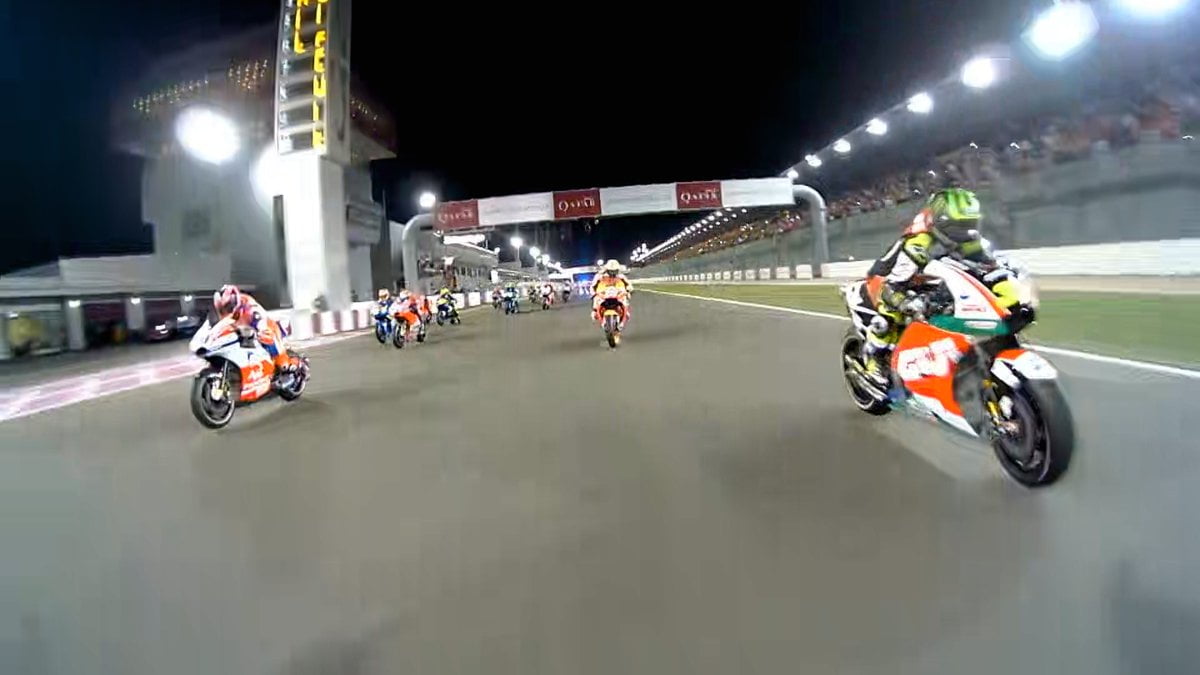 MotoGP Vidéo : Le premier tour au Qatar ? Pas de prisonniers !