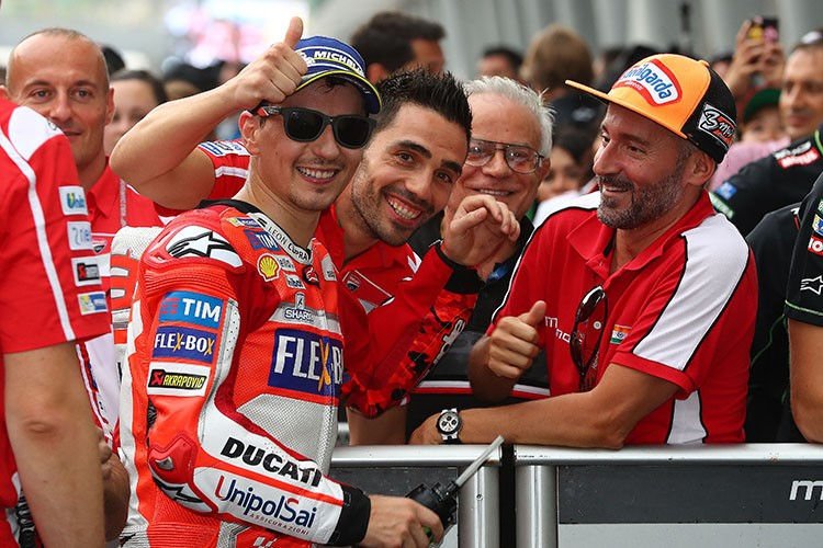 MotoGP Michele Pirro : « On veut bien aider Lorenzo mais il faut aussi qu’il y mette du sien. La Suzuki ? Elle lui irait bien ».
