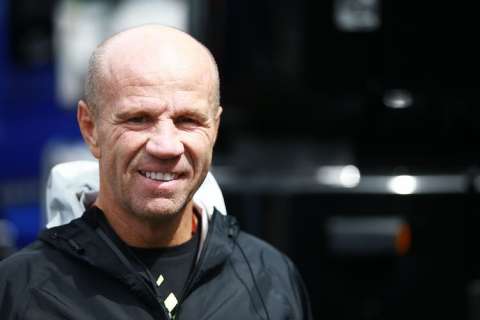 MotoGP Randy Mamola : « Valentino Rossi n’a plus le droit de tomber »