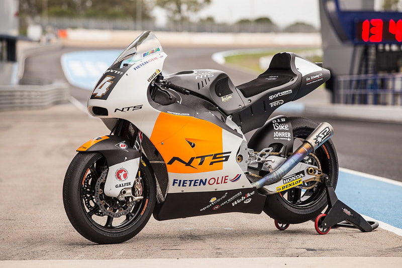 Moto2 Le Team Nts Rw Racing Part Au Qatar Conforte Par Des Essais Encourageants A Jerez Paddock Gp