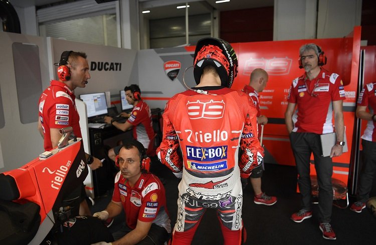 MotoGP Argentina Day 3: Lorenzo has found his wings!