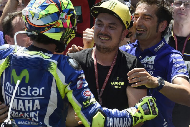 MotoGP：イタリアのマスコミによると、ヤマハはウッチョに警告