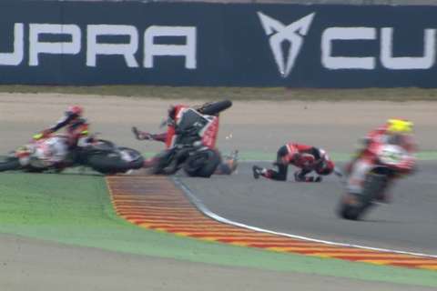 [WSBK] Condition stable pour Leon Camier, blessé en Aragon