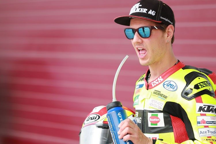 Moto2 : Dominique Aegerter pressenti pour être pigiste Honda en Superbike