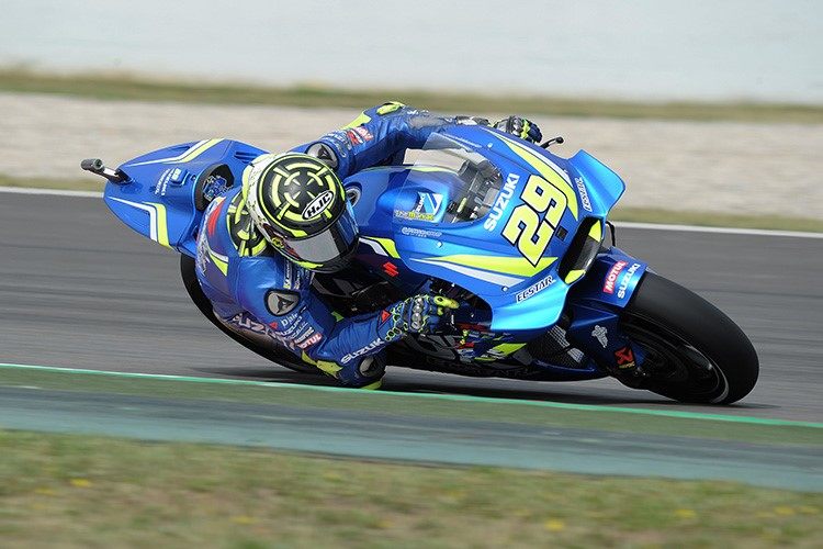 Grande Prémio da Catalunha Barcelona MotoGP J.1: Andrea Iannone satisfeito com o seu dia, mas menos com o seu futuro companheiro de equipa Aleix Espargaró!