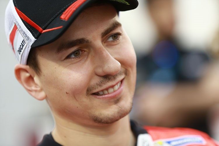 MotoGP : Casey Stoner prévient Jorge Lorenzo sur la Honda