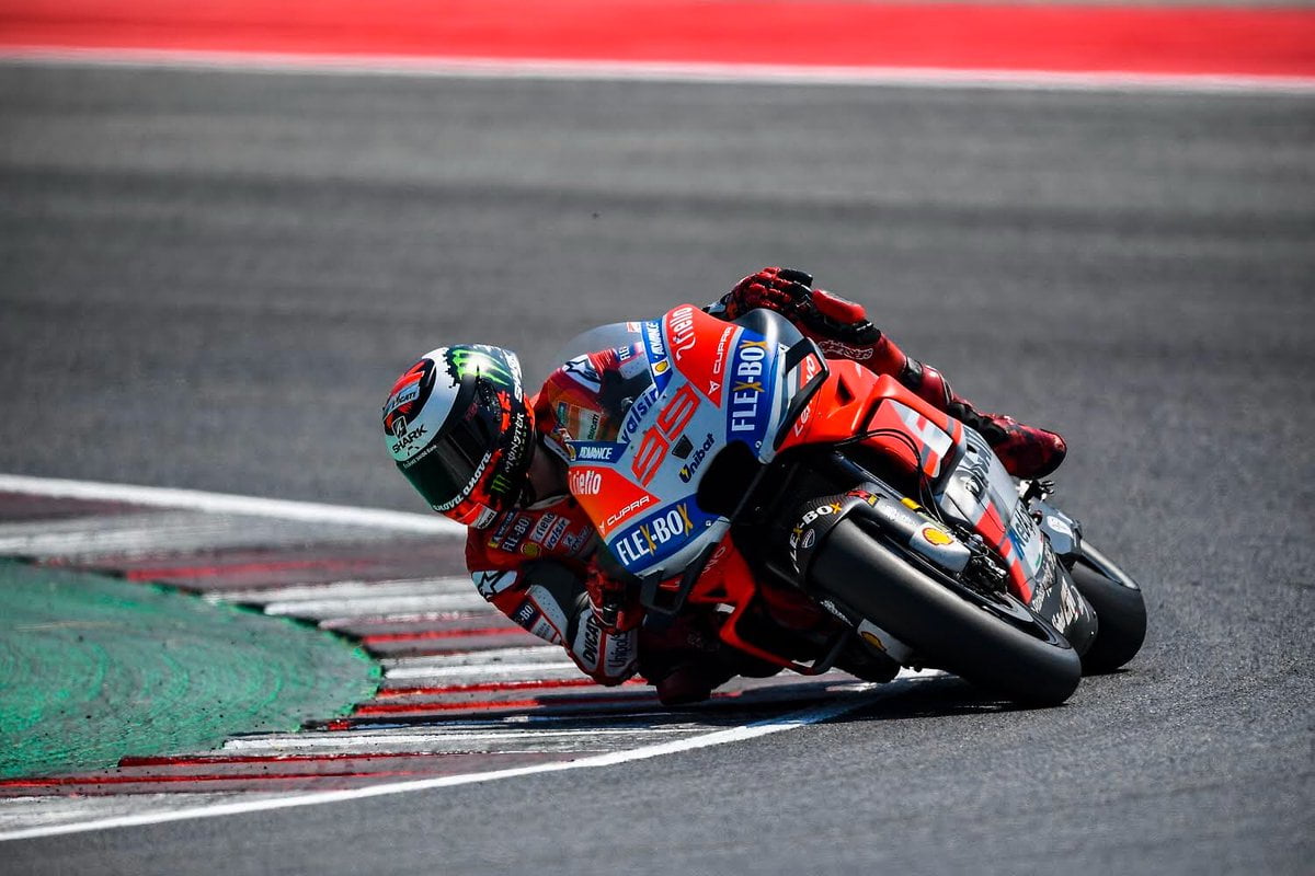 Grande Prémio de Inglaterra, Silverstone, MotoGP: Lorenzo afirma ser competitivo com a Ducati em todos os circuitos, mas será competitivo em todas as condições meteorológicas?