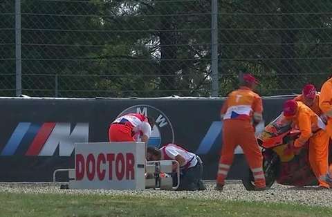 Grand Prix de la République Tchèque Brno MotoGP : Pol Espargaró blessé et évacué après une lourde chute au Warm Up