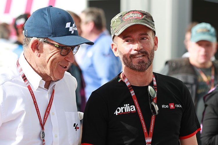 MotoGP, Aprilia : le rôle de directeur sportif est à prendre et c’est un duel entre Carlo Pernat et Max Biaggi !