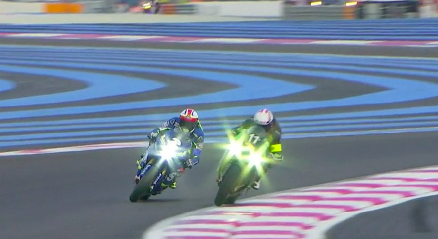 [EWC] Début du Bol d'Or à couteaux tirés entre Kawasaki, Suzuki, Yamaha et Honda. BMW out.