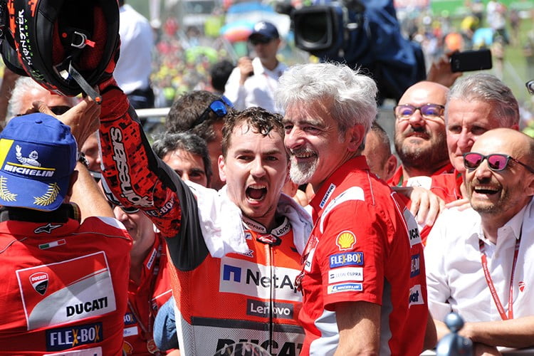 MotoGP, Jorge Lorenzo: “A Ducati optou por aumentar o salário de Dovizioso que vence certas corridas e contratar um piloto mais barato”.